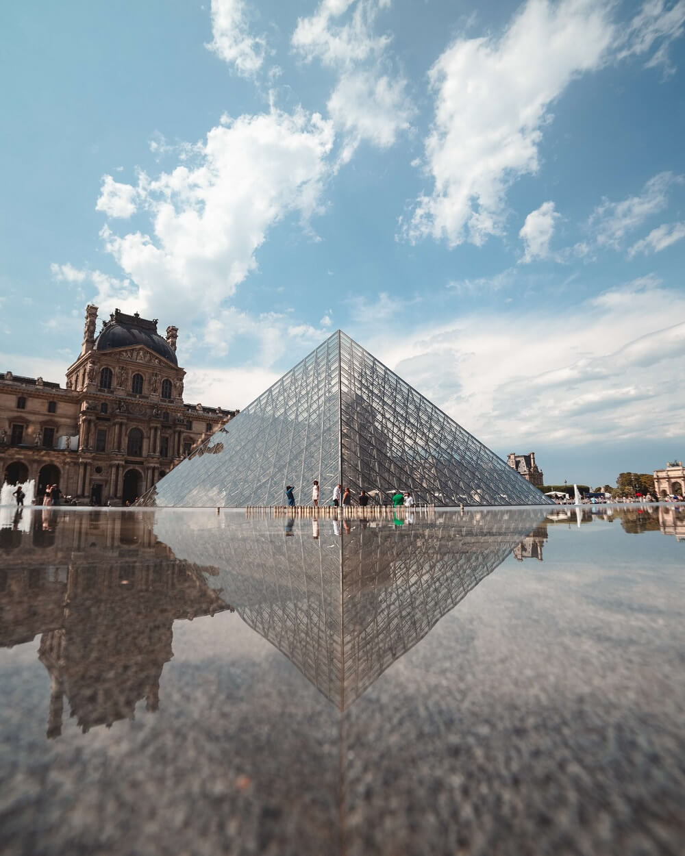 photo du Louvre à Paris